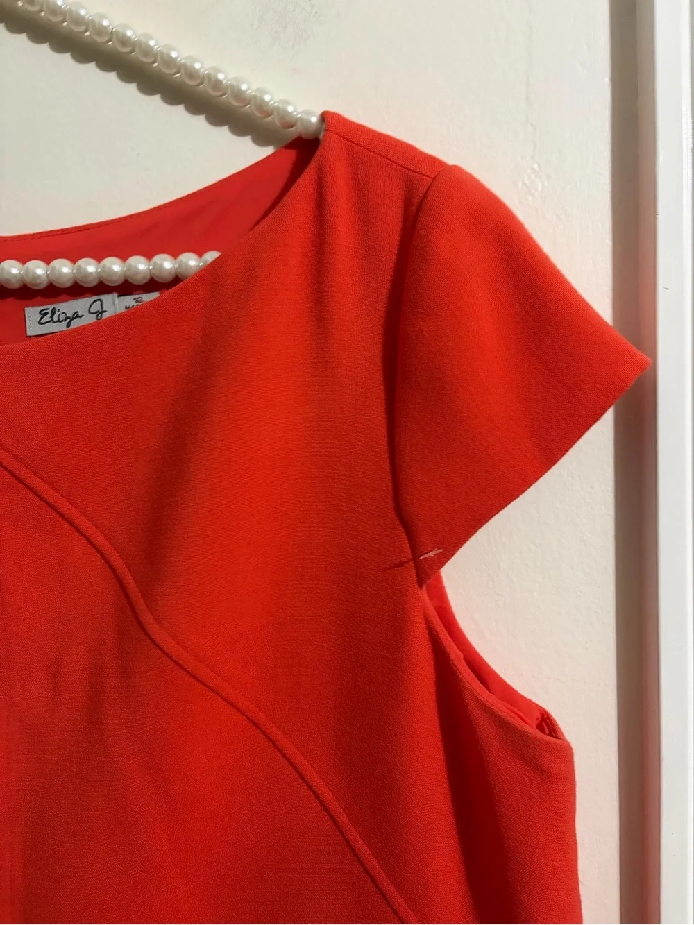 Eliza J Red Cap-Sleeve Shift Dress - Picture 7 of 11